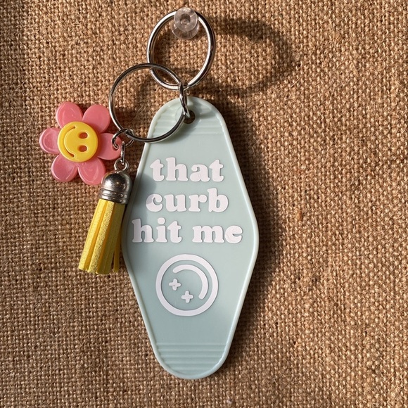 Motel Key Chain - Picture 2 of 6